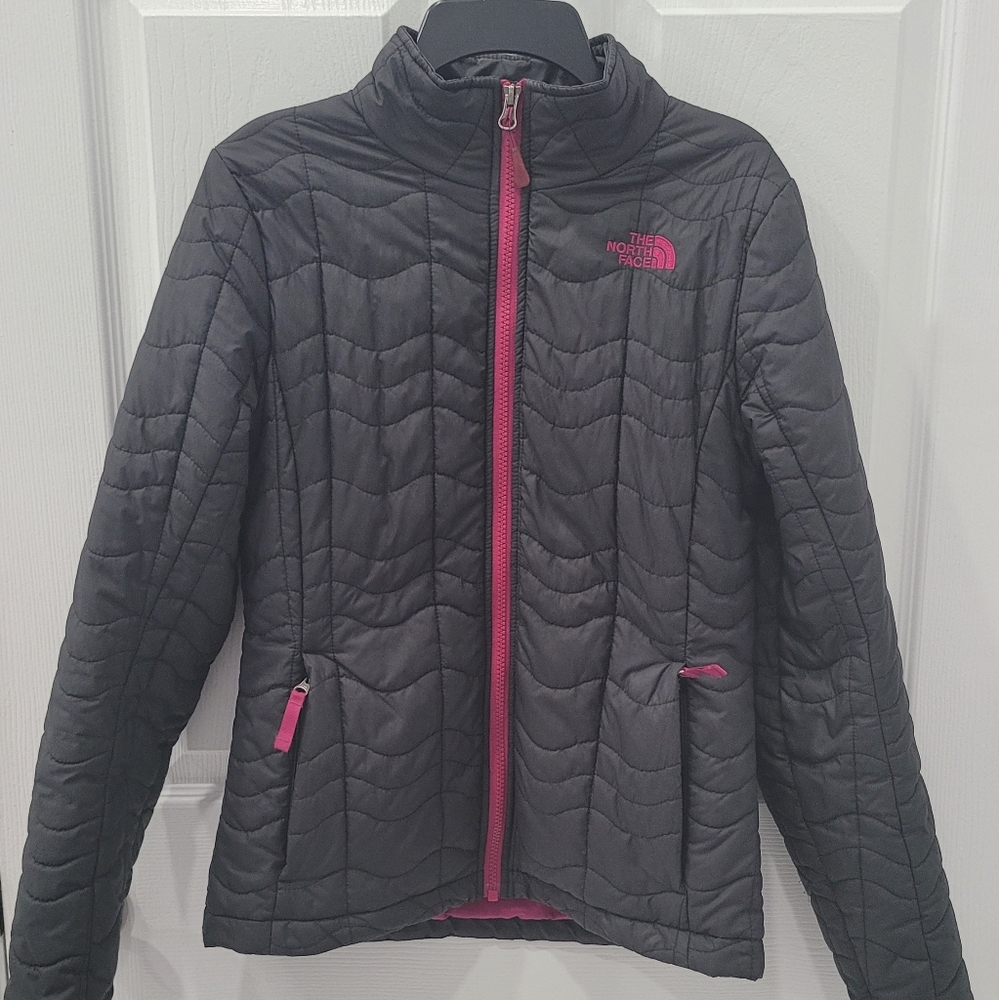 Lightweight NorthFace Jacket